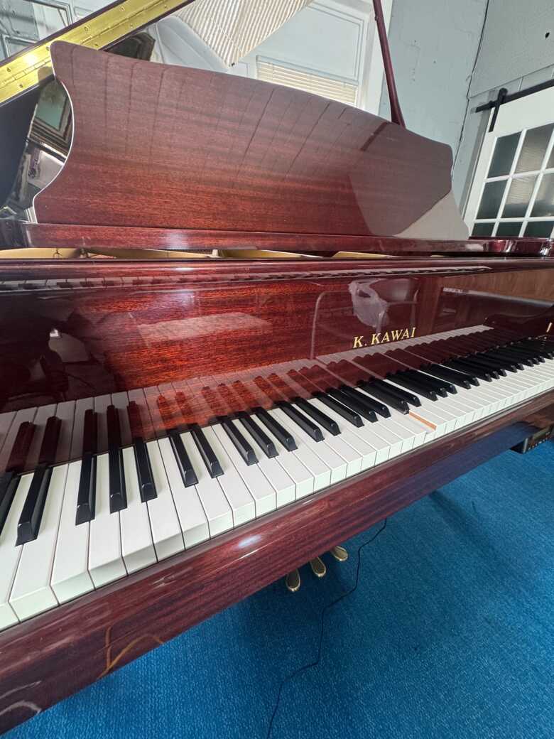 Kawai RX-1 baby grand polished mahogany with player system