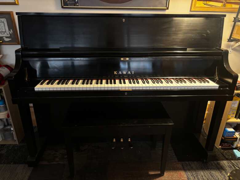 Kawai UST 9 like new