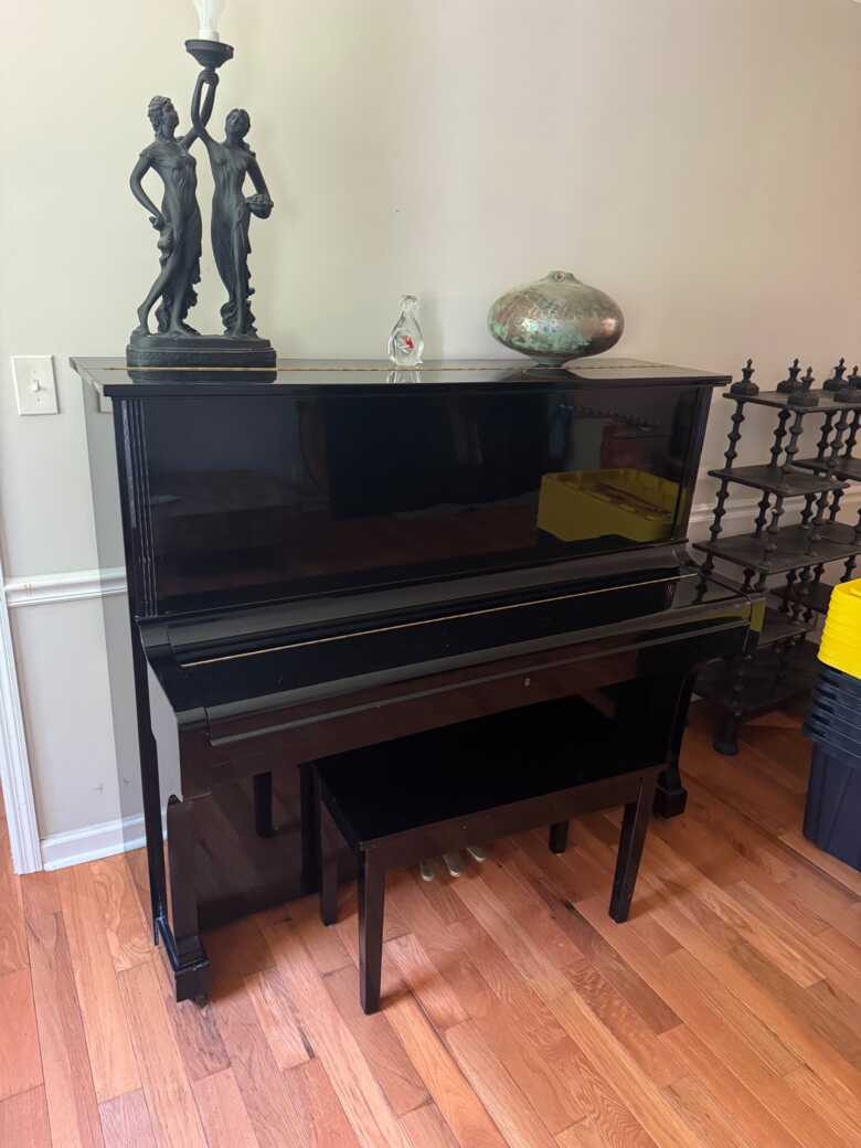 Vintage kawai black upright piano 