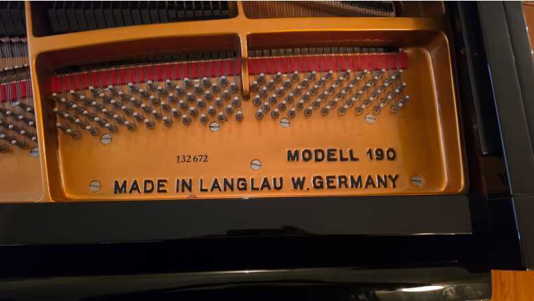 1986 W. Hoffmann Model 190 Grand Piano – Langlau, West Germa