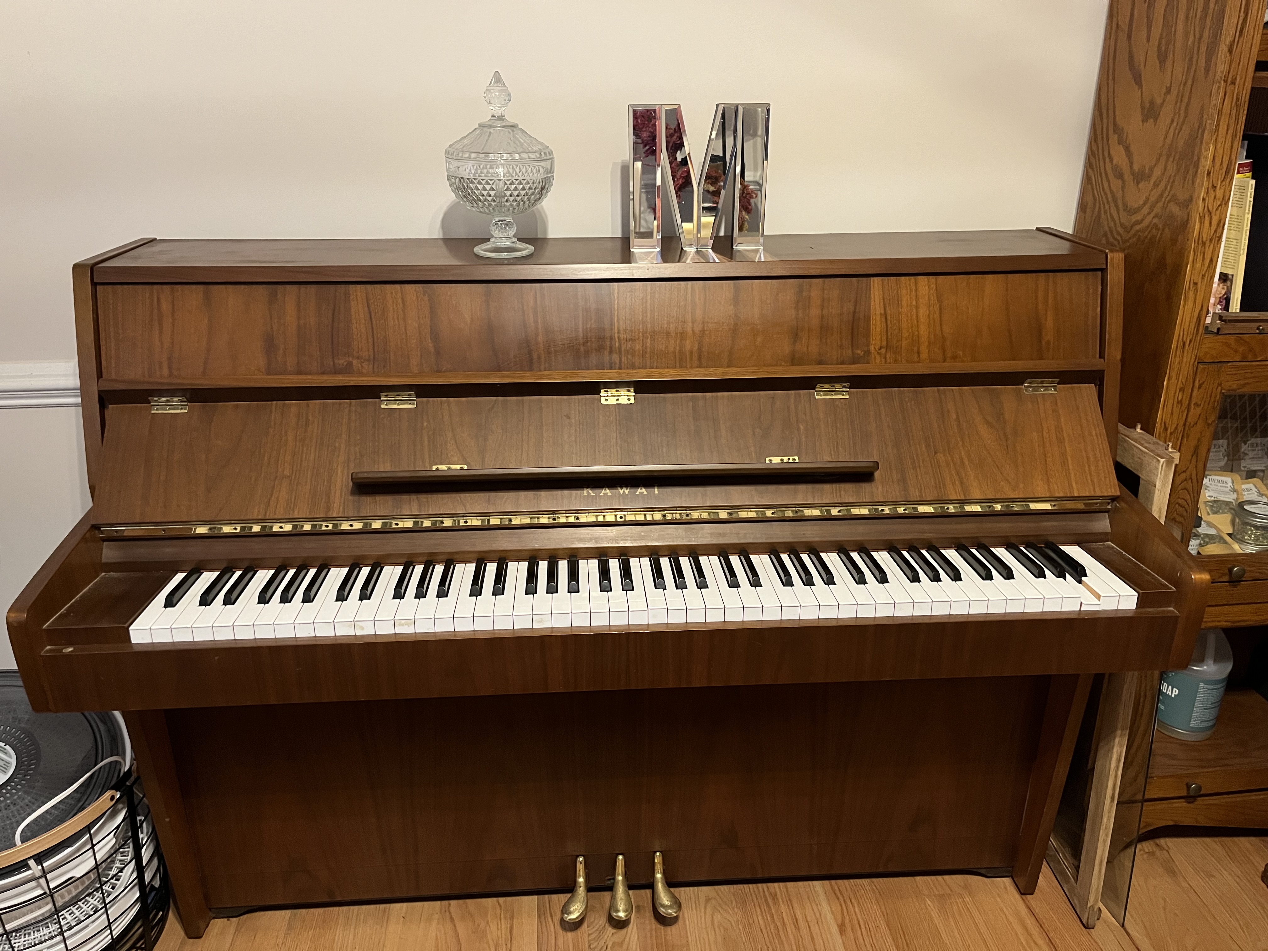 Upright Kawai