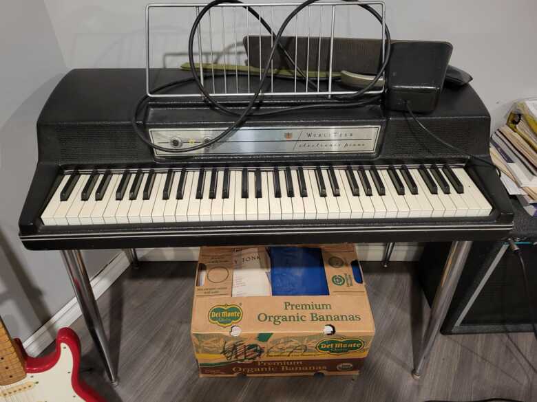 1973 Wurlitzer Model 200 Professional Portable Piano