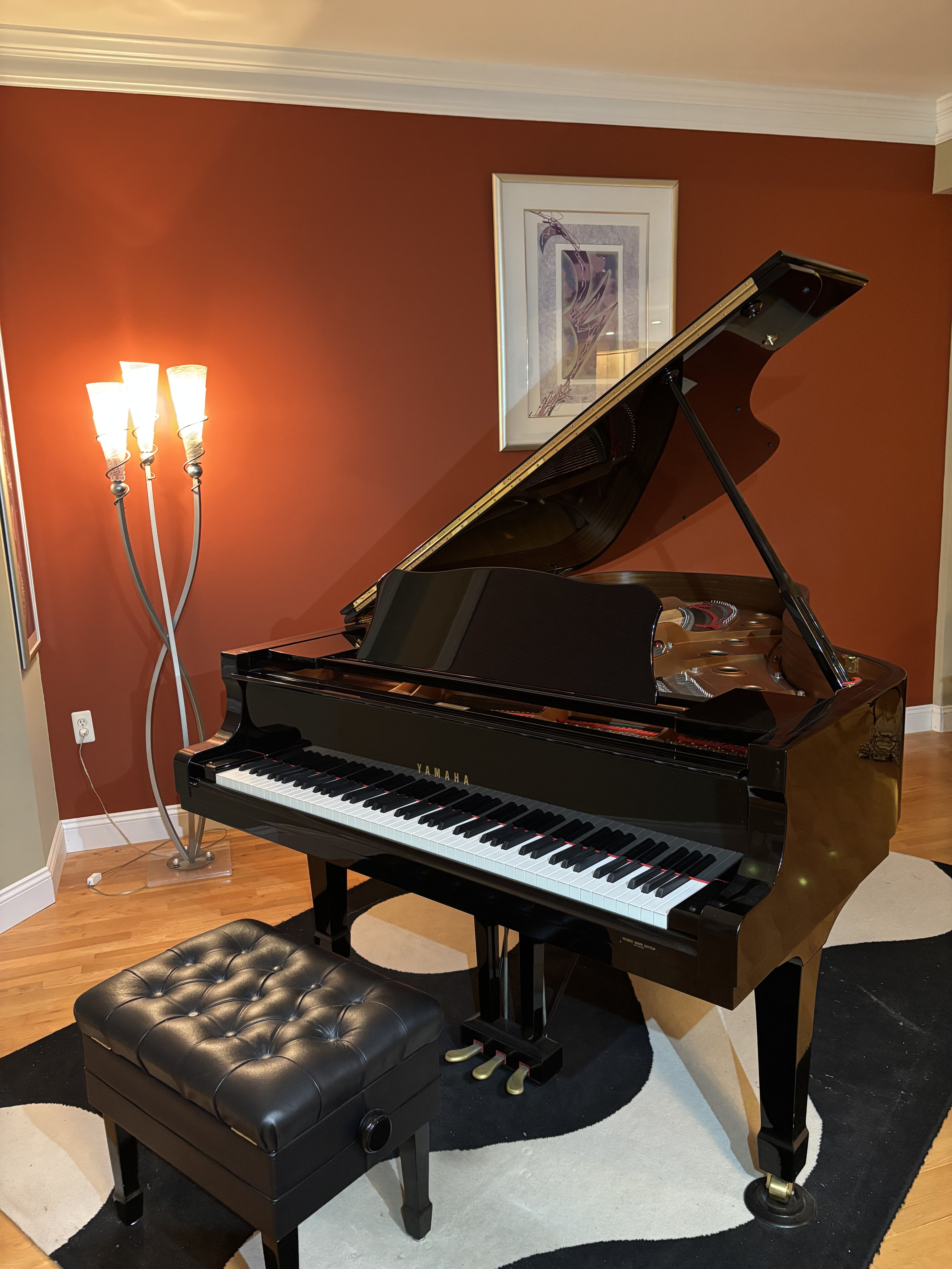 Yamaha C6 Grand Piano - 6'11" - Excellent Condition