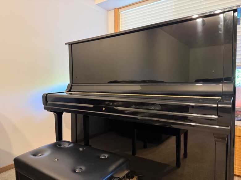 1981 Yamaha U3 52" Polished Ebony Upright