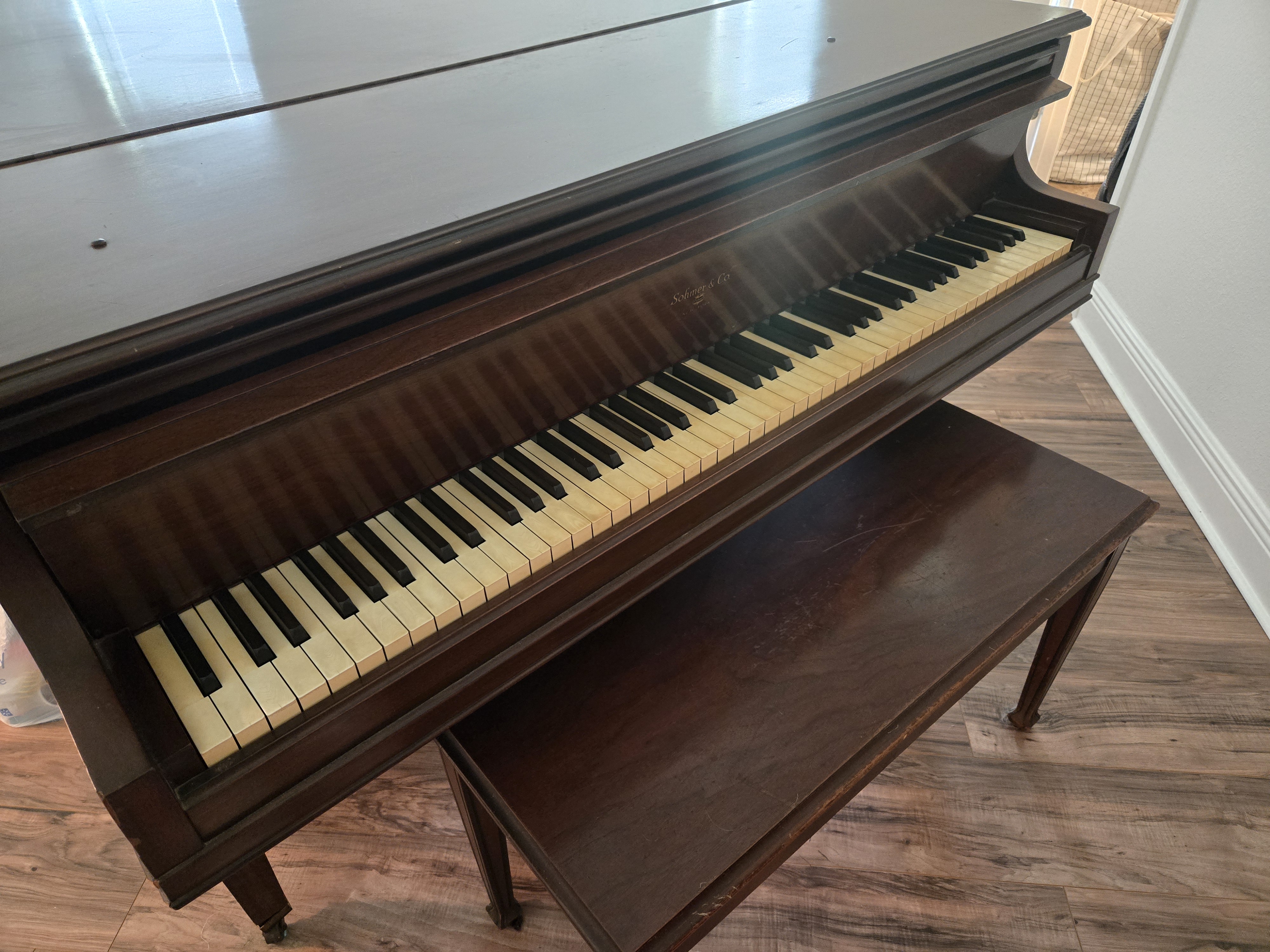 Antique Baby Grande Paino 