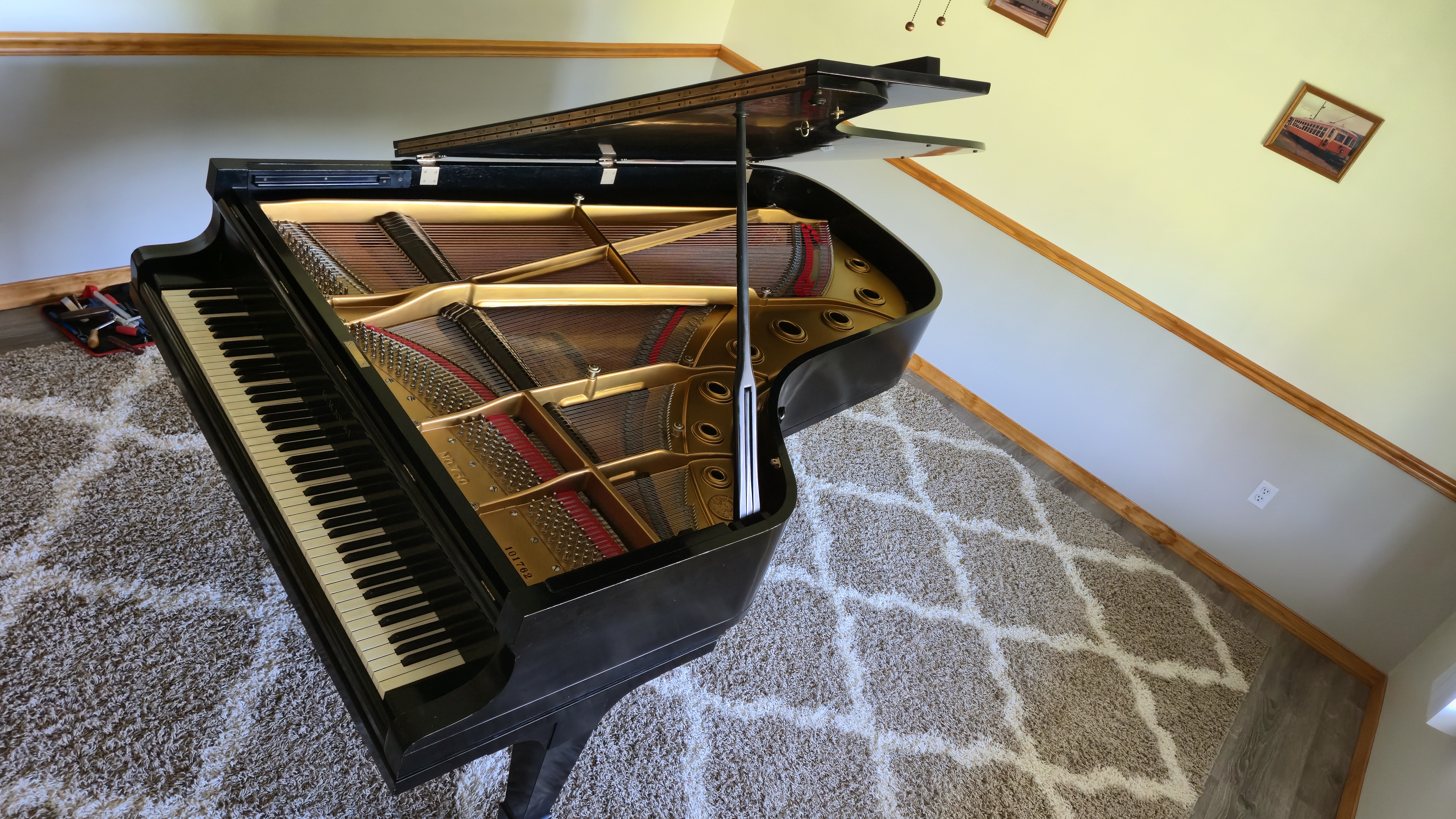 Kawai Semi-Concert Grand Piano 7' 2"
