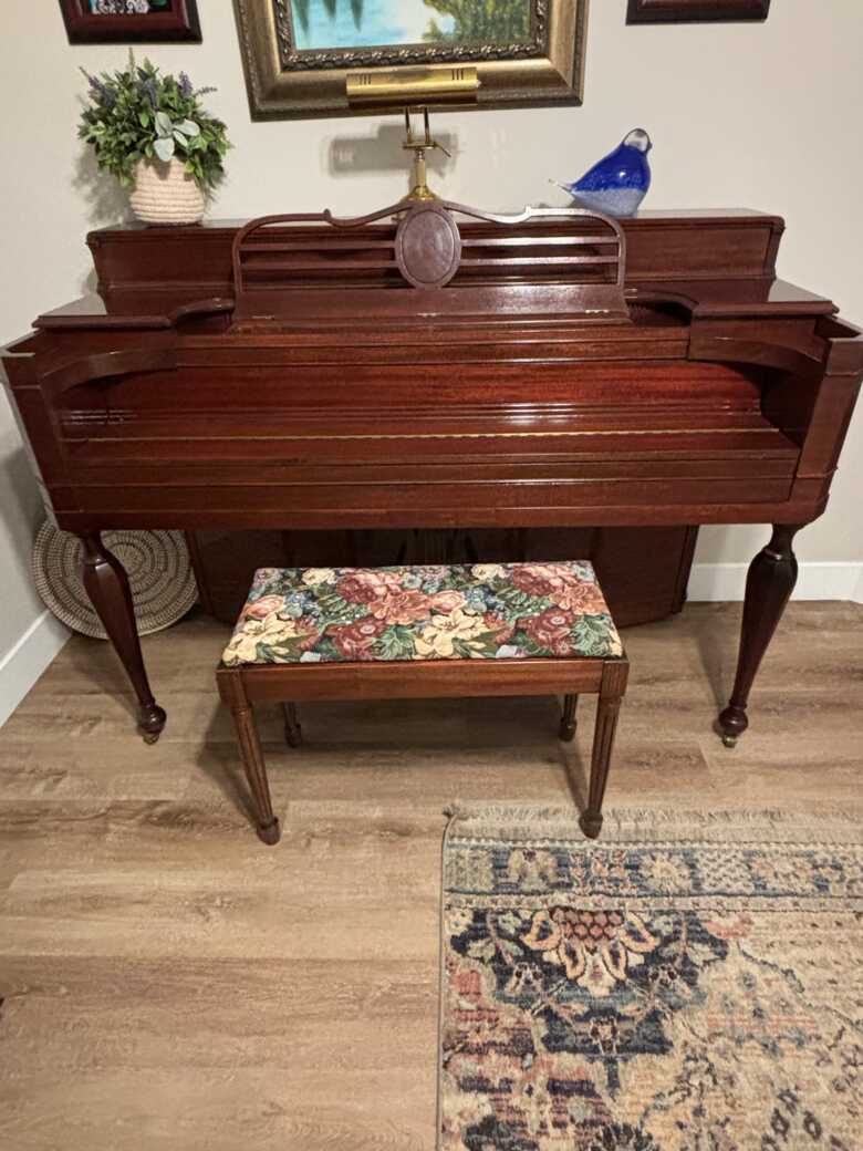 Haddorff Piano