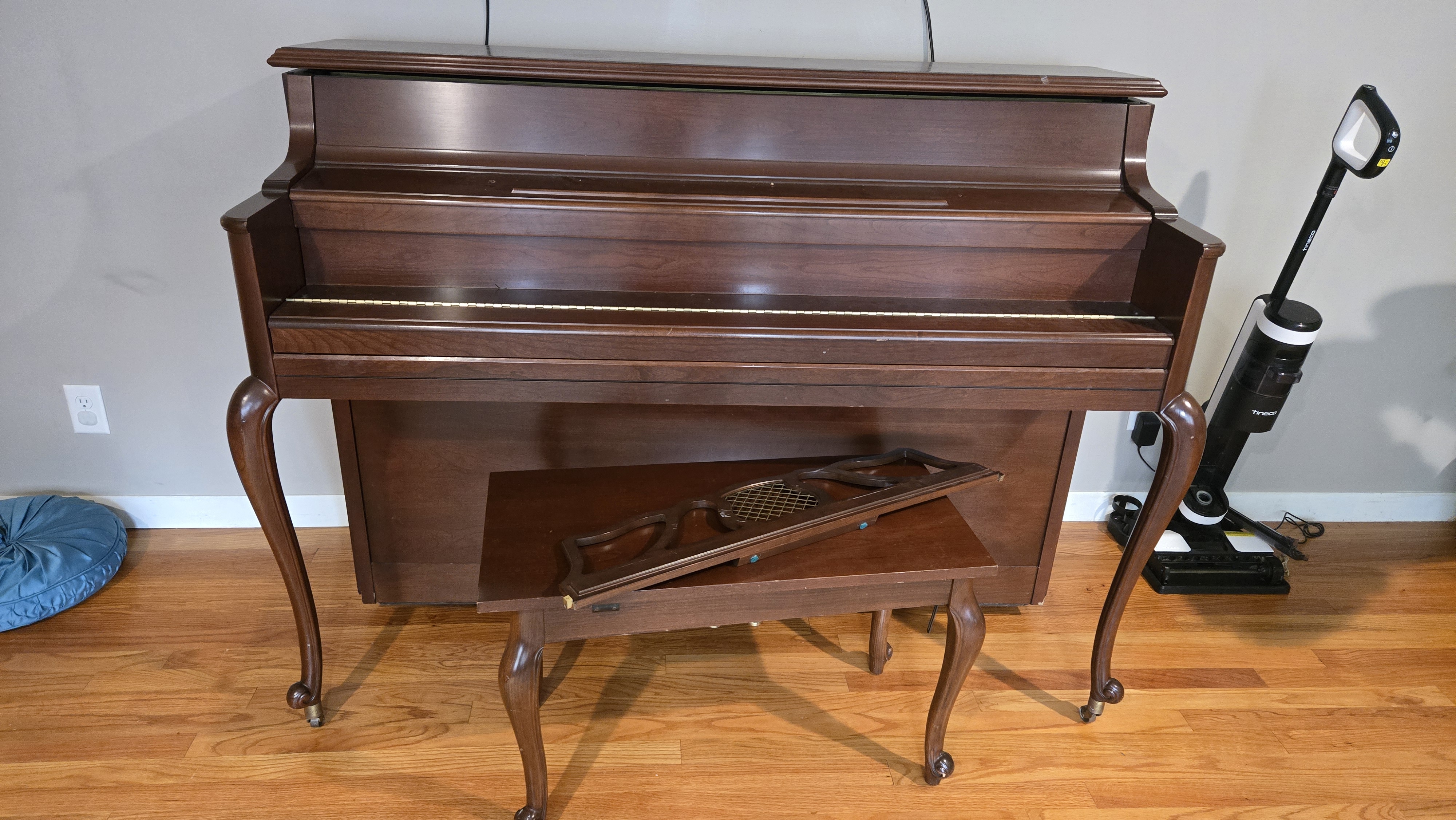 1995 Kawai Console Upright Piano (Model 603-F) – $1,200 OBO