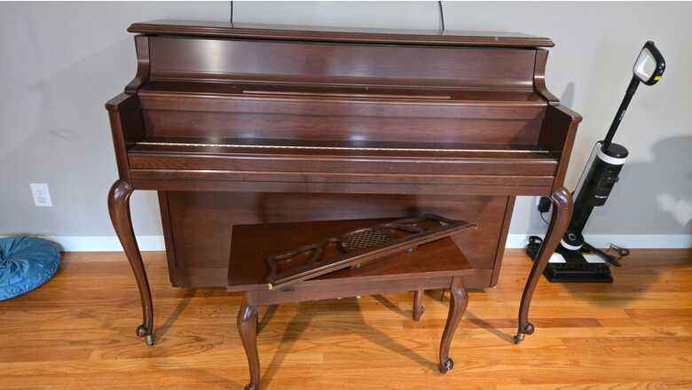 1995 Kawai Console Upright Piano (Model 603-F) – $1,200 OBO
