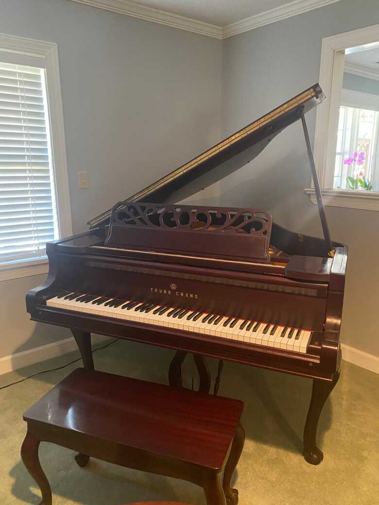 Young Chang G-157 Baby Grand
