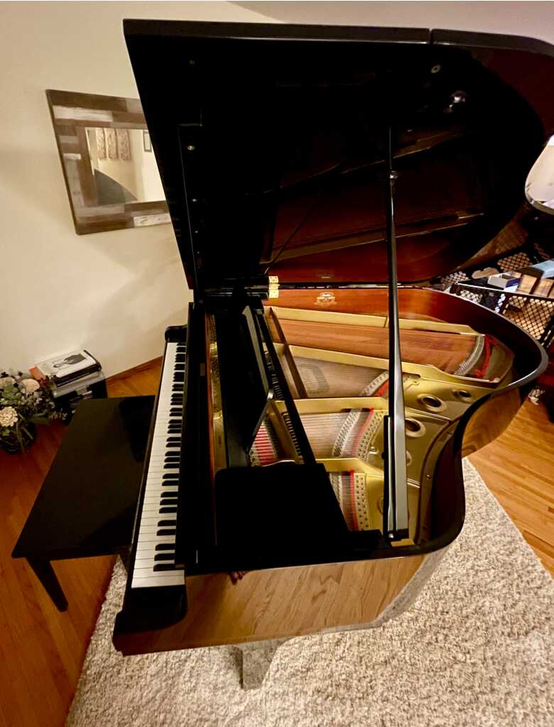 1998 Kawai Baby Grand 
