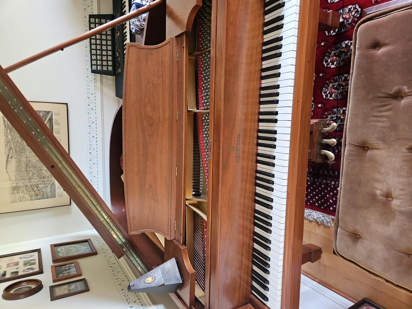 1933 refurbished Steinway Model L