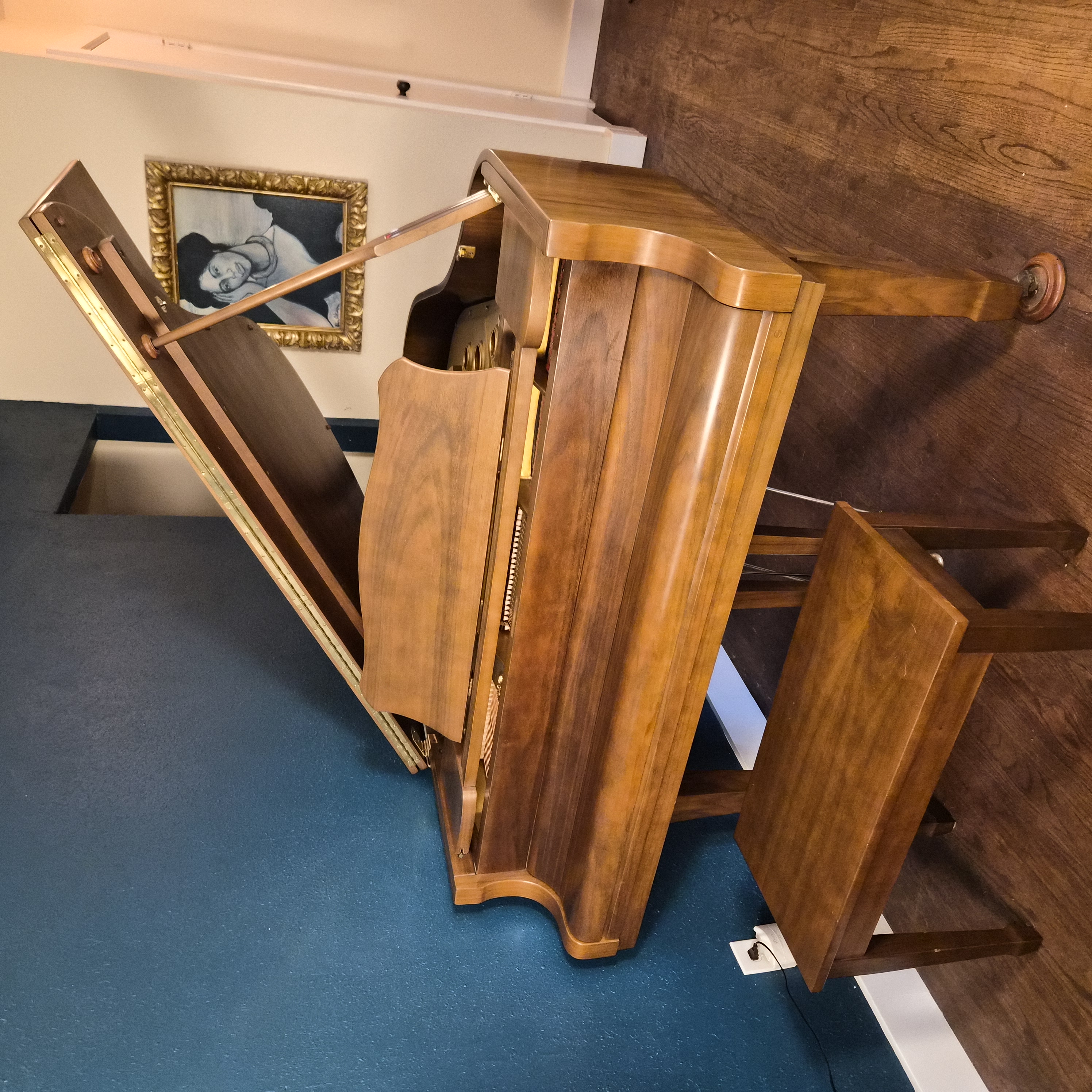 Young Chang G-175 Baby Grand Piano