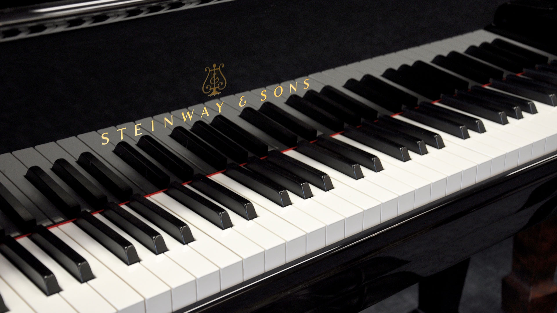 Pre-Owned 2023 Steinway Model O Grand, Polished Ebony