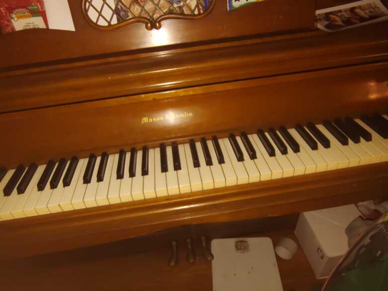 1857 Mason and Hamlin console 