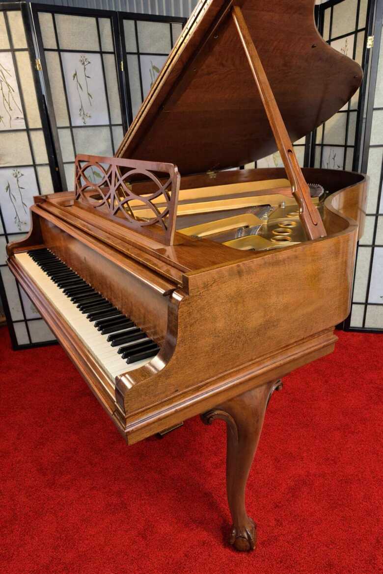 Art Case Steinway M Chippendale Style, Walnut. *Warranty*