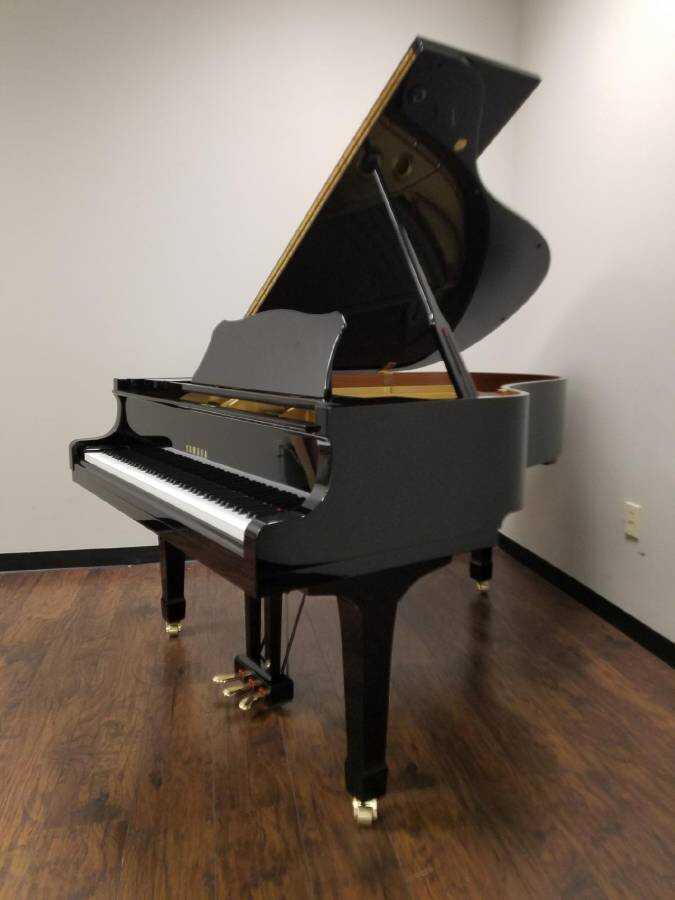 Yamaha C3 Conservatory Grand Piano