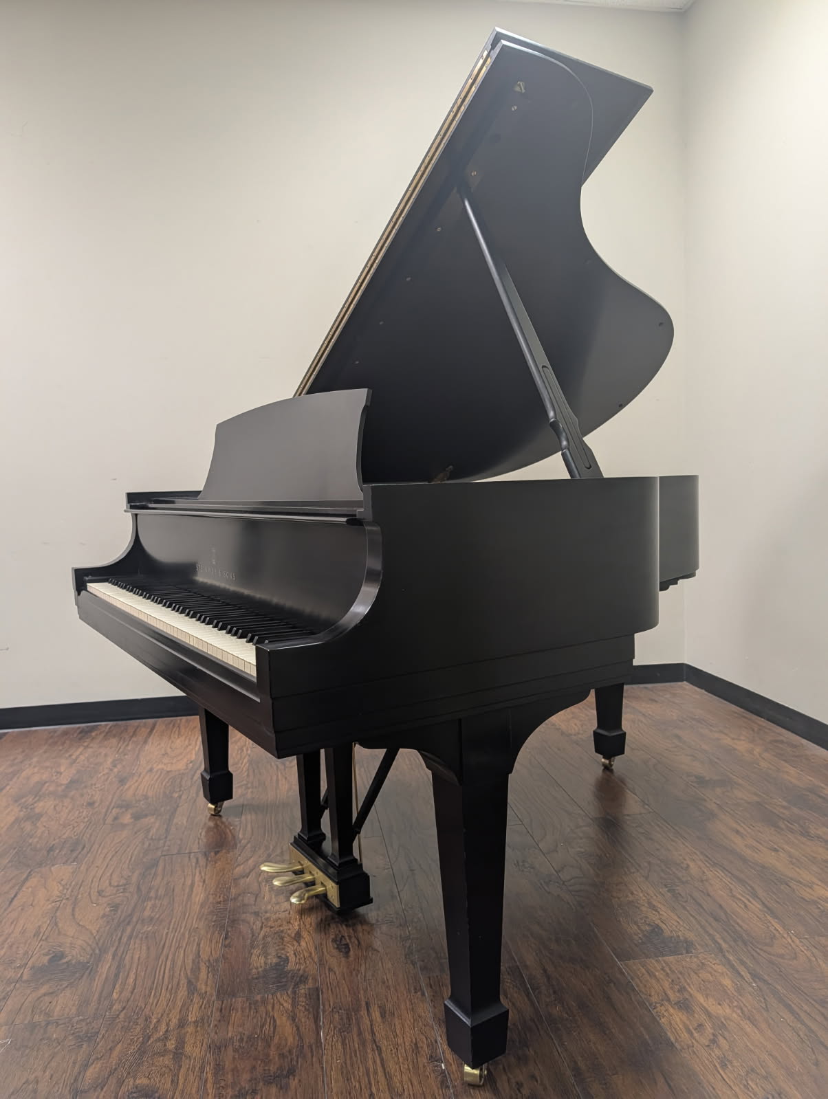 Steinway model M - one owner - pristine