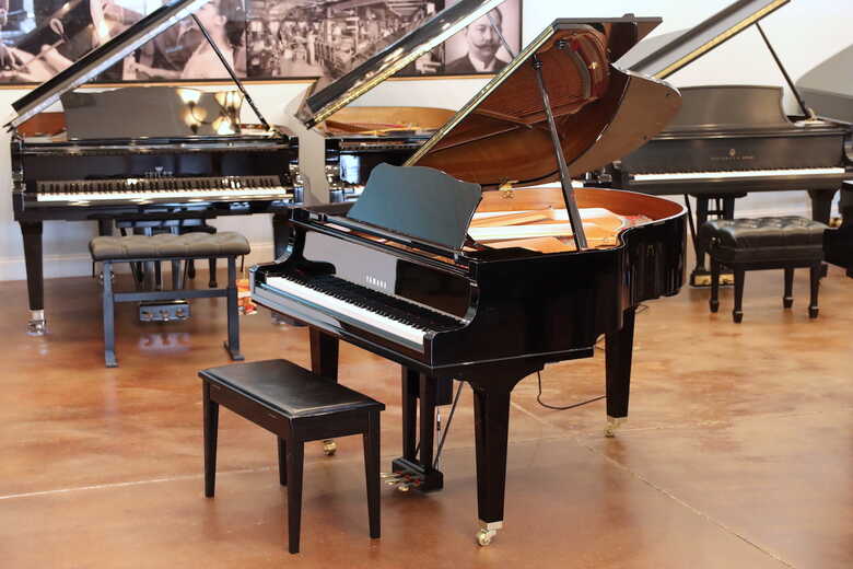 Pre-Owned Disklavier baby grand, updated to Enspire [VIDEO]