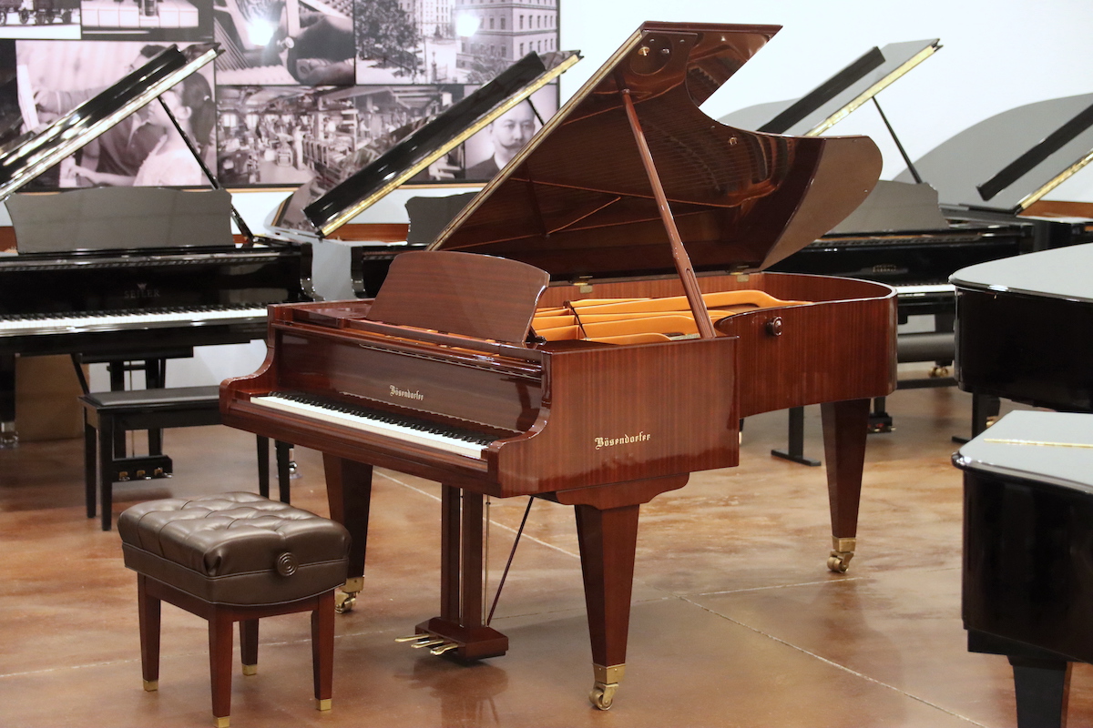 Home Use semi-concert grand, original ivory