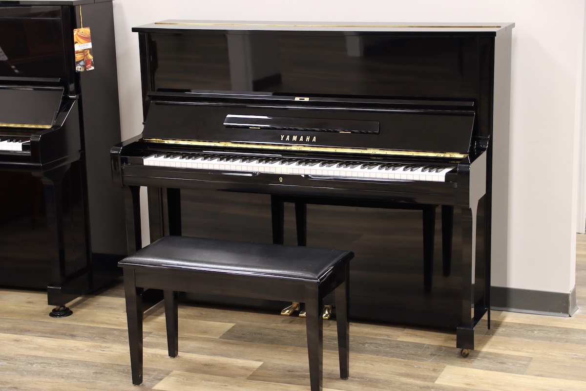 Refurbished Yamaha U1, home use, great buy!