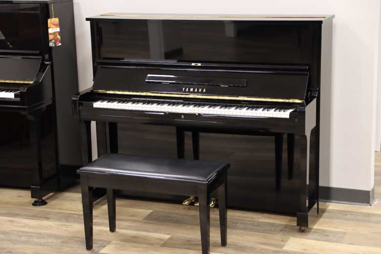 Refurbished Yamaha U1, home use, great buy!