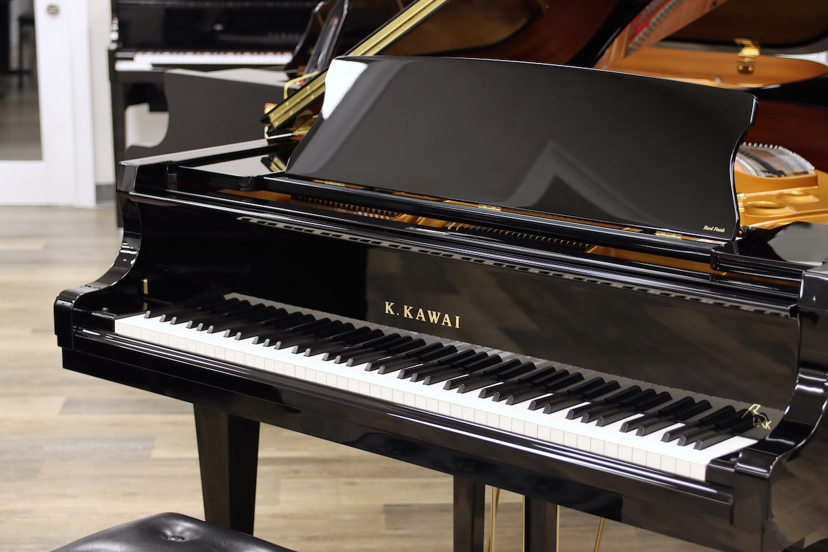 One owner Kawai GX-2 Blak, still under factory warranty
