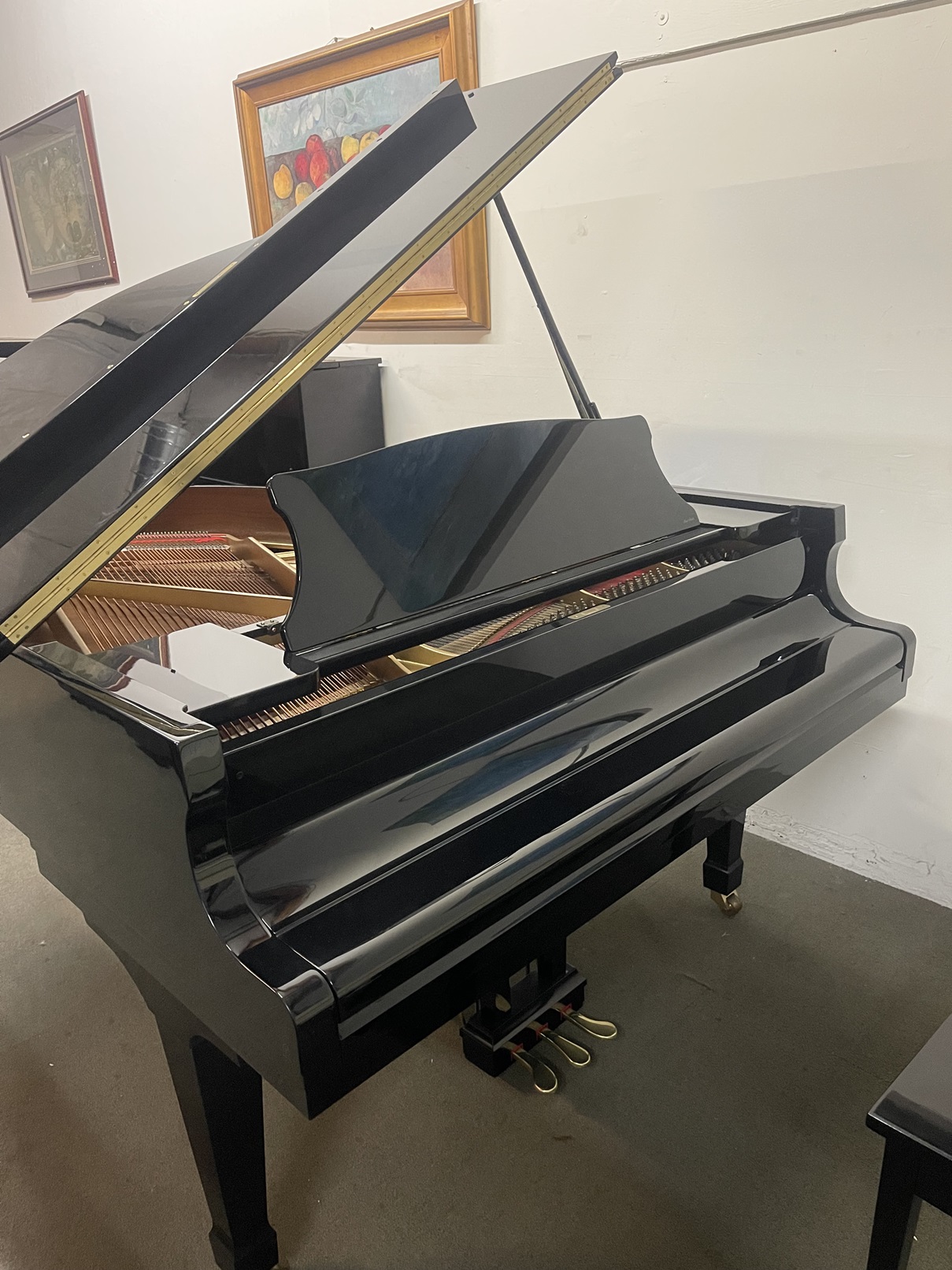 KAWAI GRAND PIANO RX2...LIKE NEW