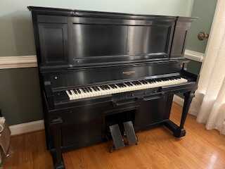 Piano For Sale: Vintage Player Piano