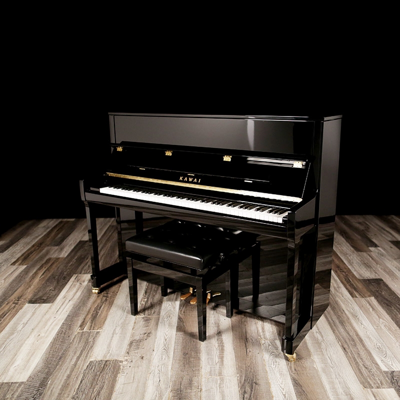 2017 Kawai K-300 - Free Delivery in USA -Excellent condition