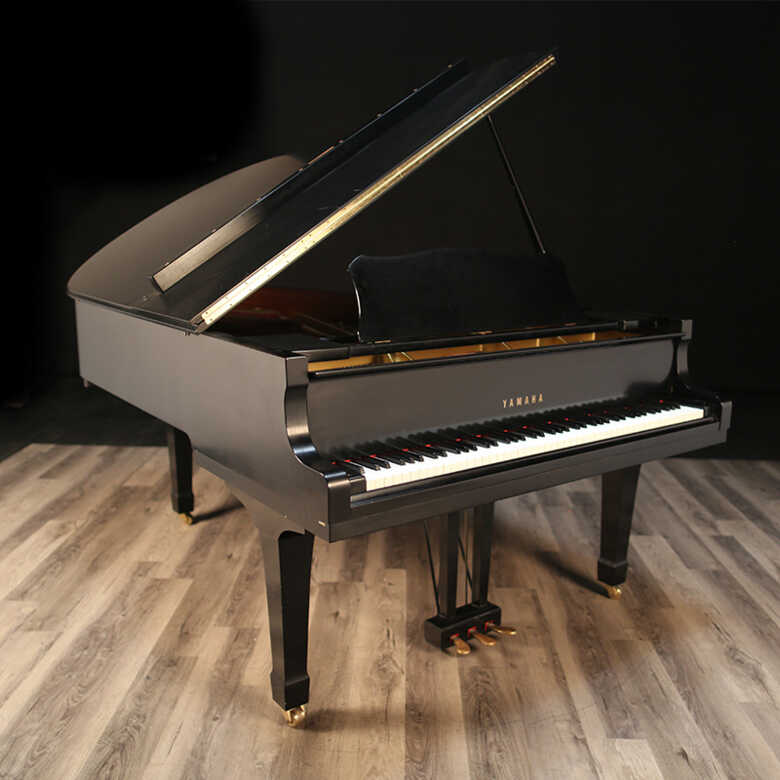 2004 Yamaha C5 Grand 6'7" High Gloss Ebony