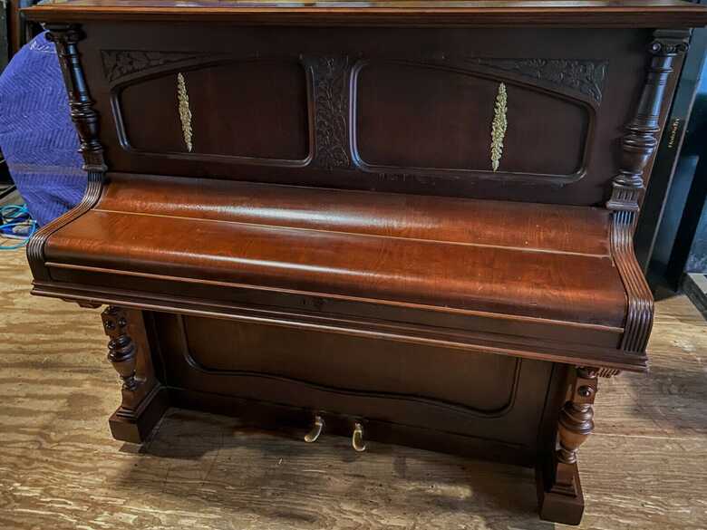 Astonishing STEIGER upright piano & bench