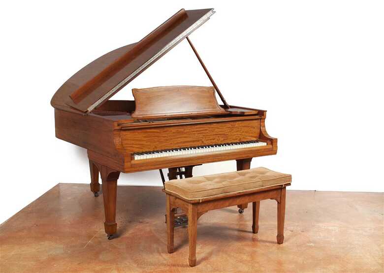 Stunning STEINWAY & SONS 5'11 - 1/2 model " L " piano