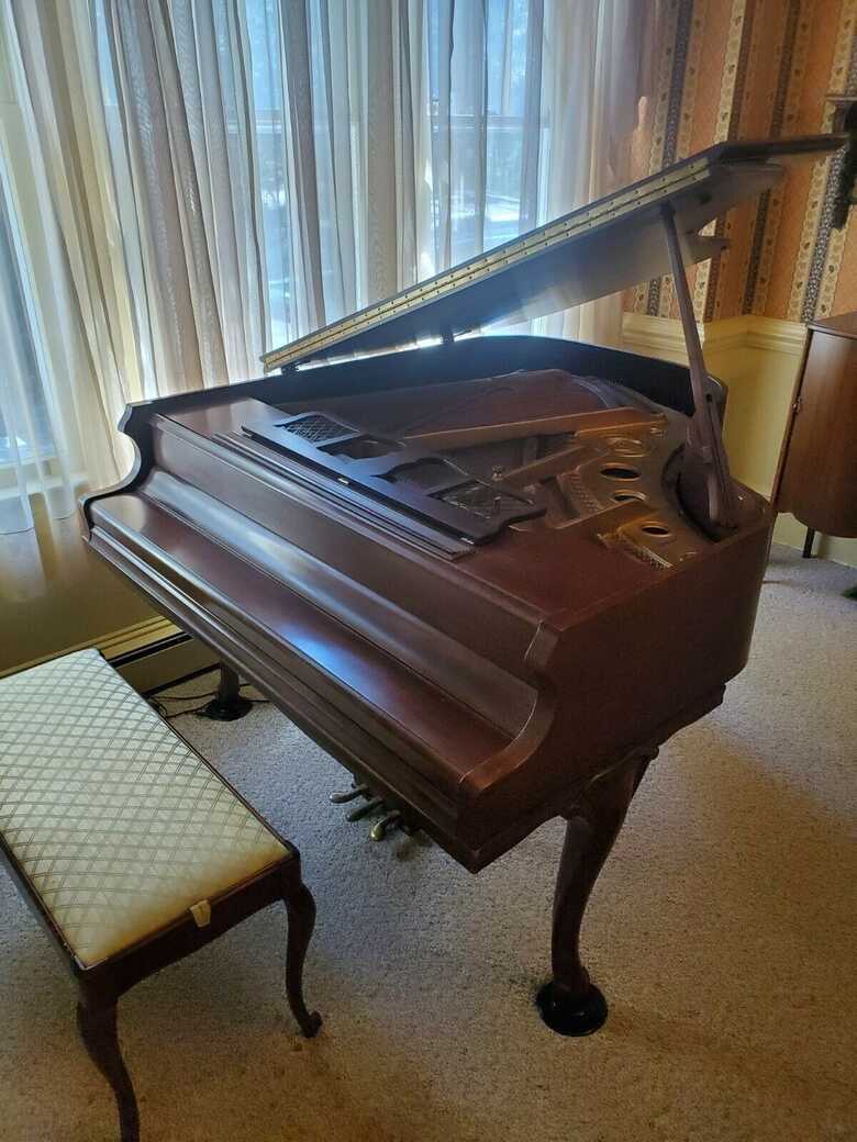 French provencial Knabe baby grand piano (free yamaha key fe
