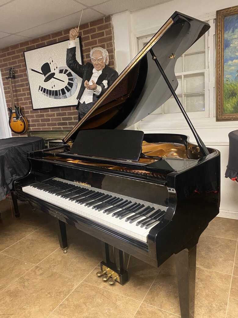 Petite 4'8'' Grand piano by DH Baldwin