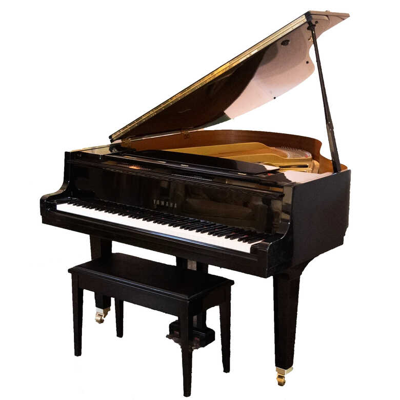 Yamaha grand piano 5'3'' model G1