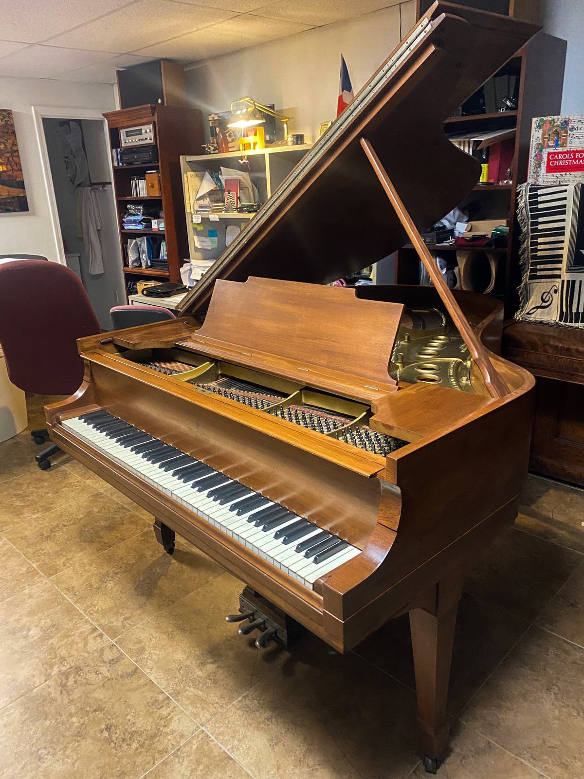 Steinway and Sons model M grand piano 5'7''