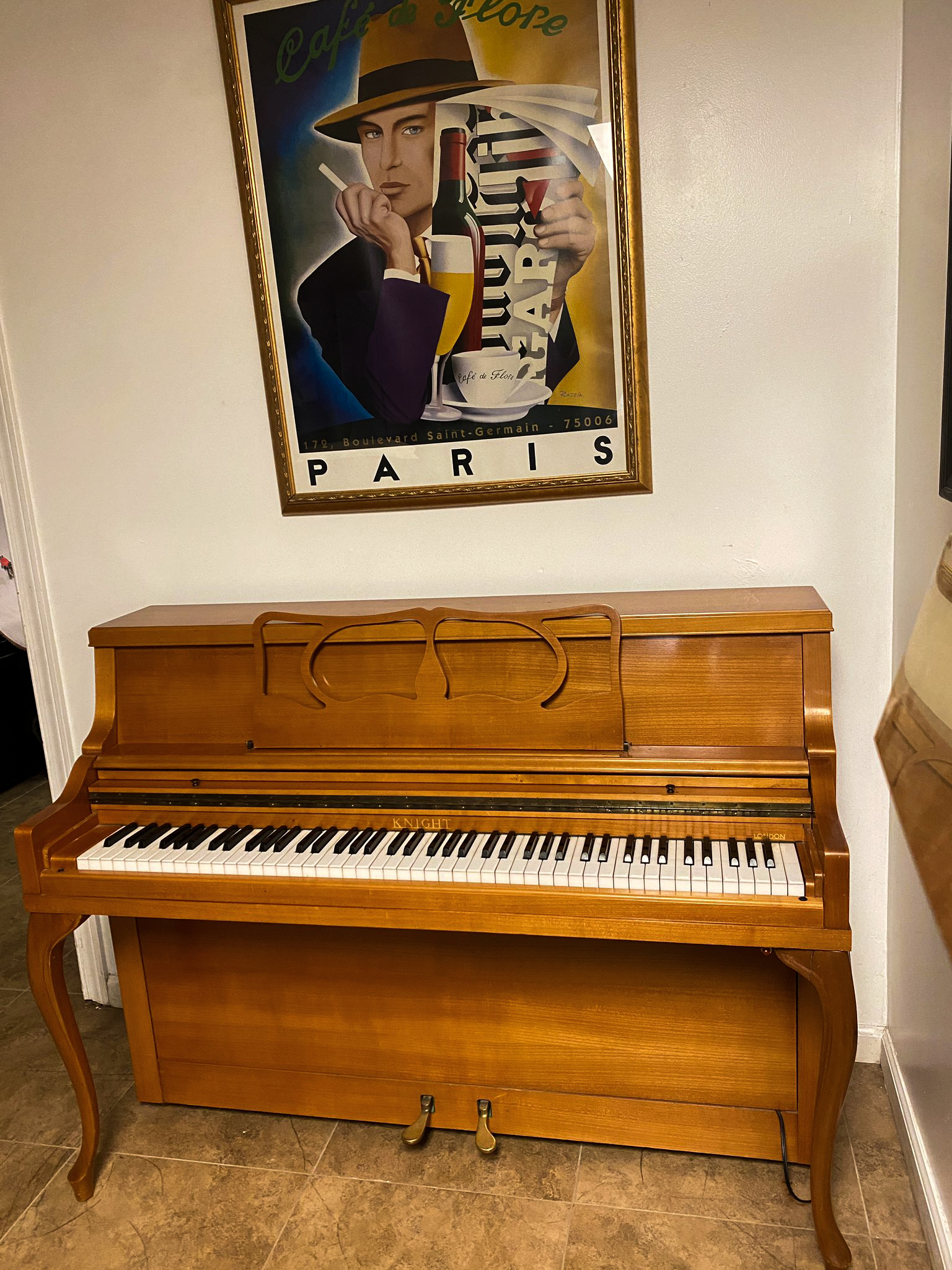 The extraordinary KNIGHT British piano! 44''