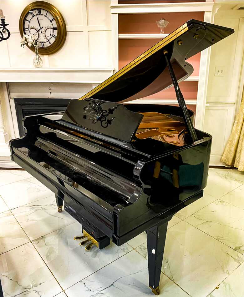 Kimball baby grand piano with bluetooth self player