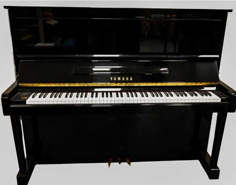 Yamaha Upright Piano with Disklavier Player 50''