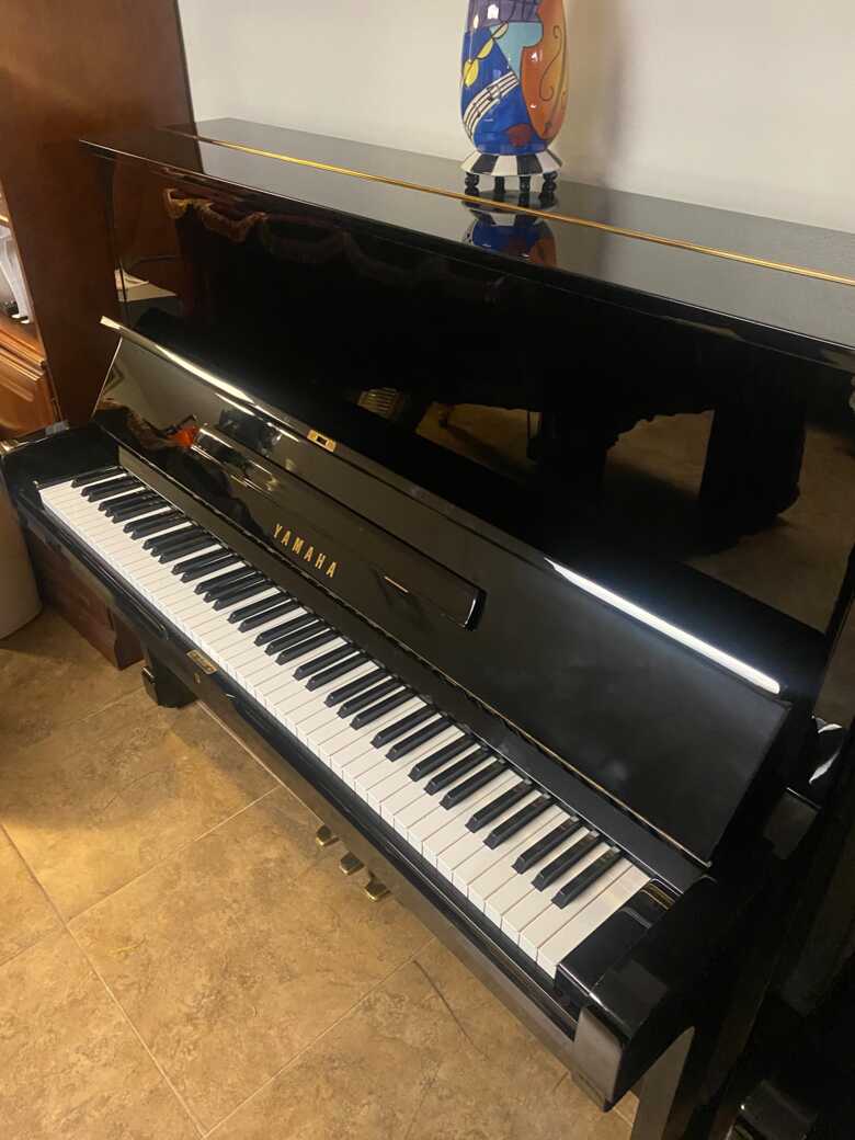 Yamaha U2- Premium Upright, 7-Year Guarantee, Showroom Condi