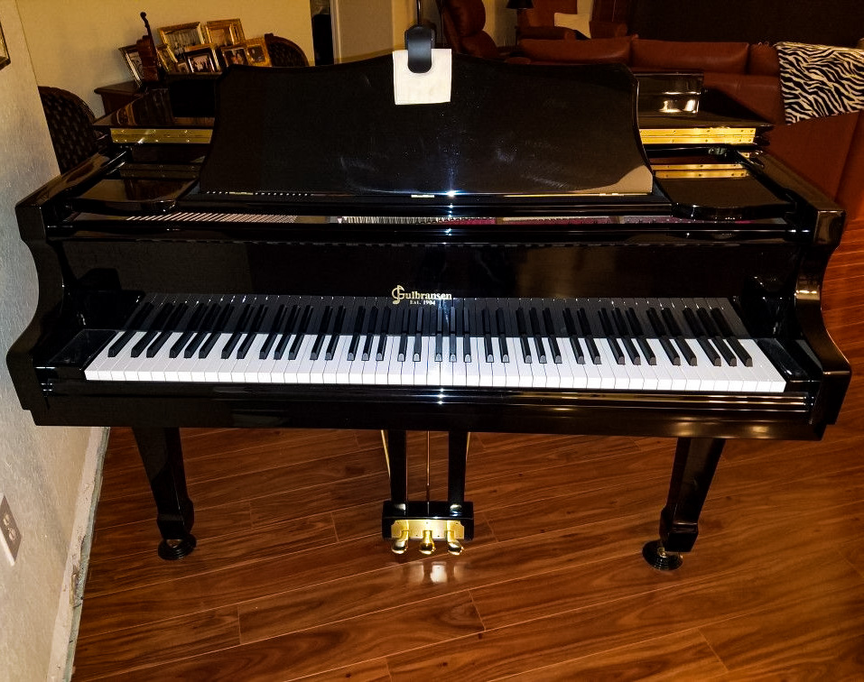 Brand New Gulbransen Grand Piano - Open Box, 4'10"