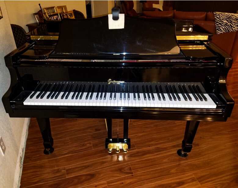 Brand New Gulbransen Grand Piano - Open Box, 4'10"