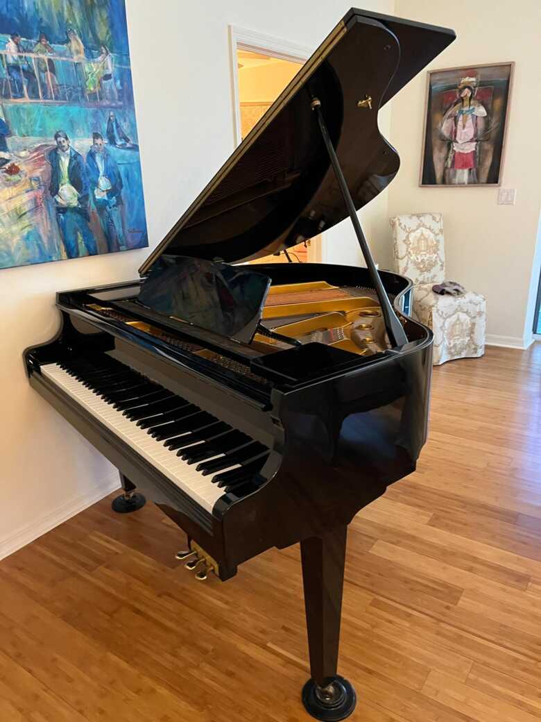 Beautiful Ebony Kohler & Campbell Baby Grand Piano 4'7