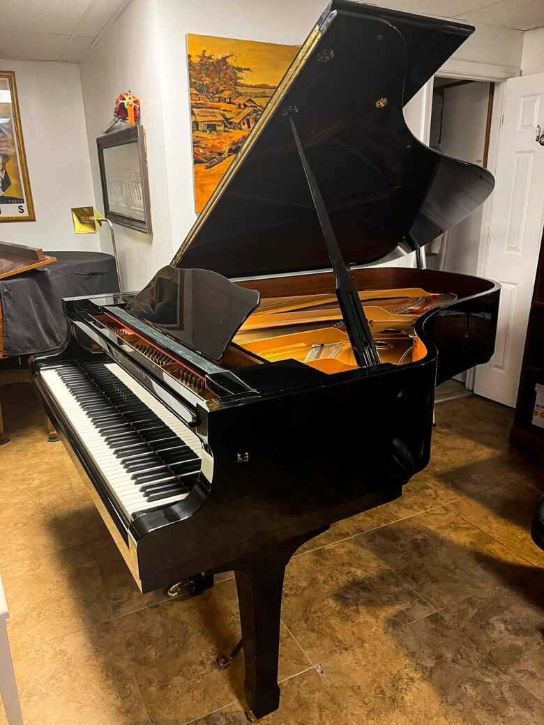 Yamaha C6 Grand Piano with Bluetooth Disklavier System