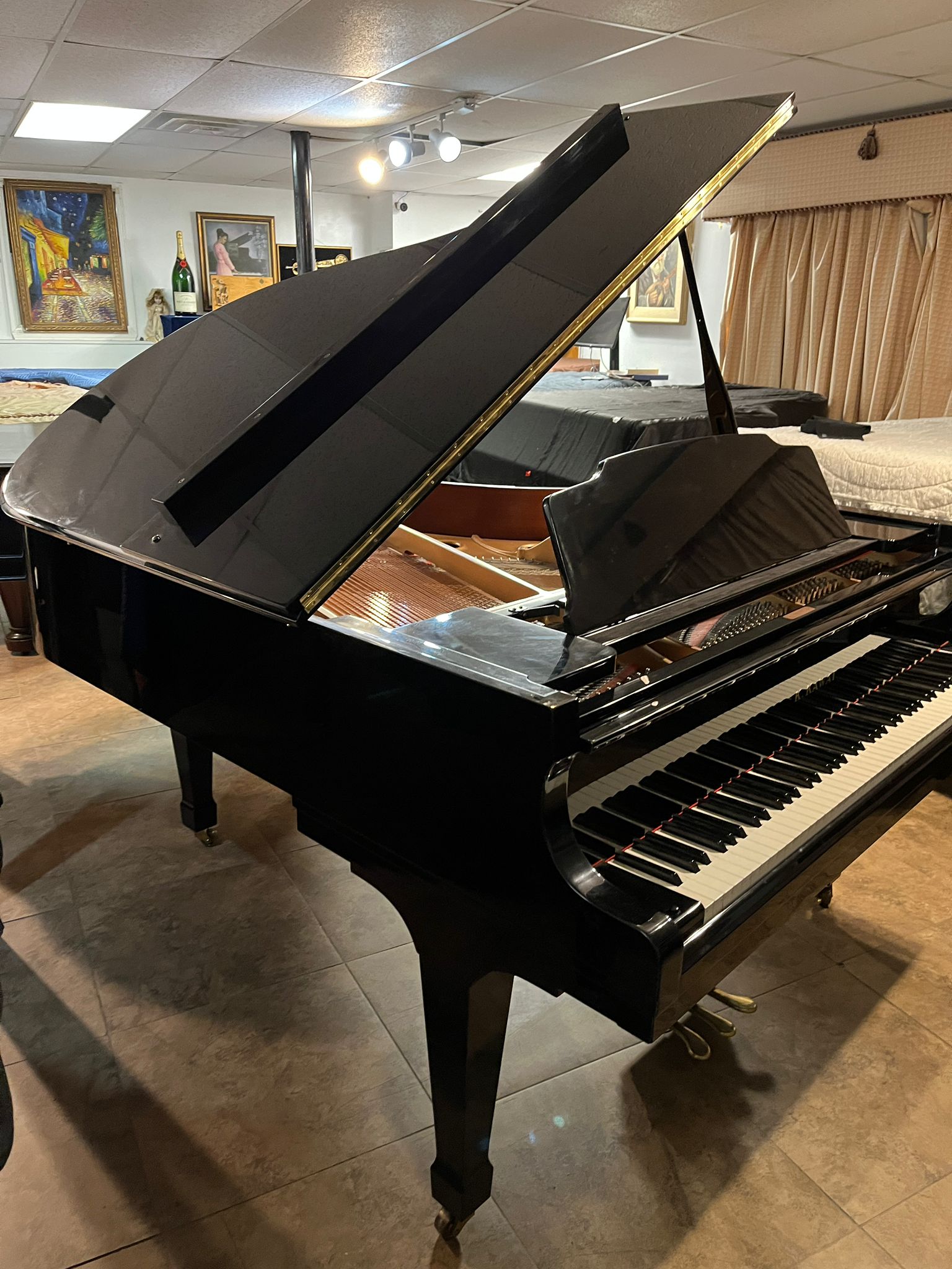 Kawai Grand Piano 6'1 - Exceptional Craftsmanship and Sound