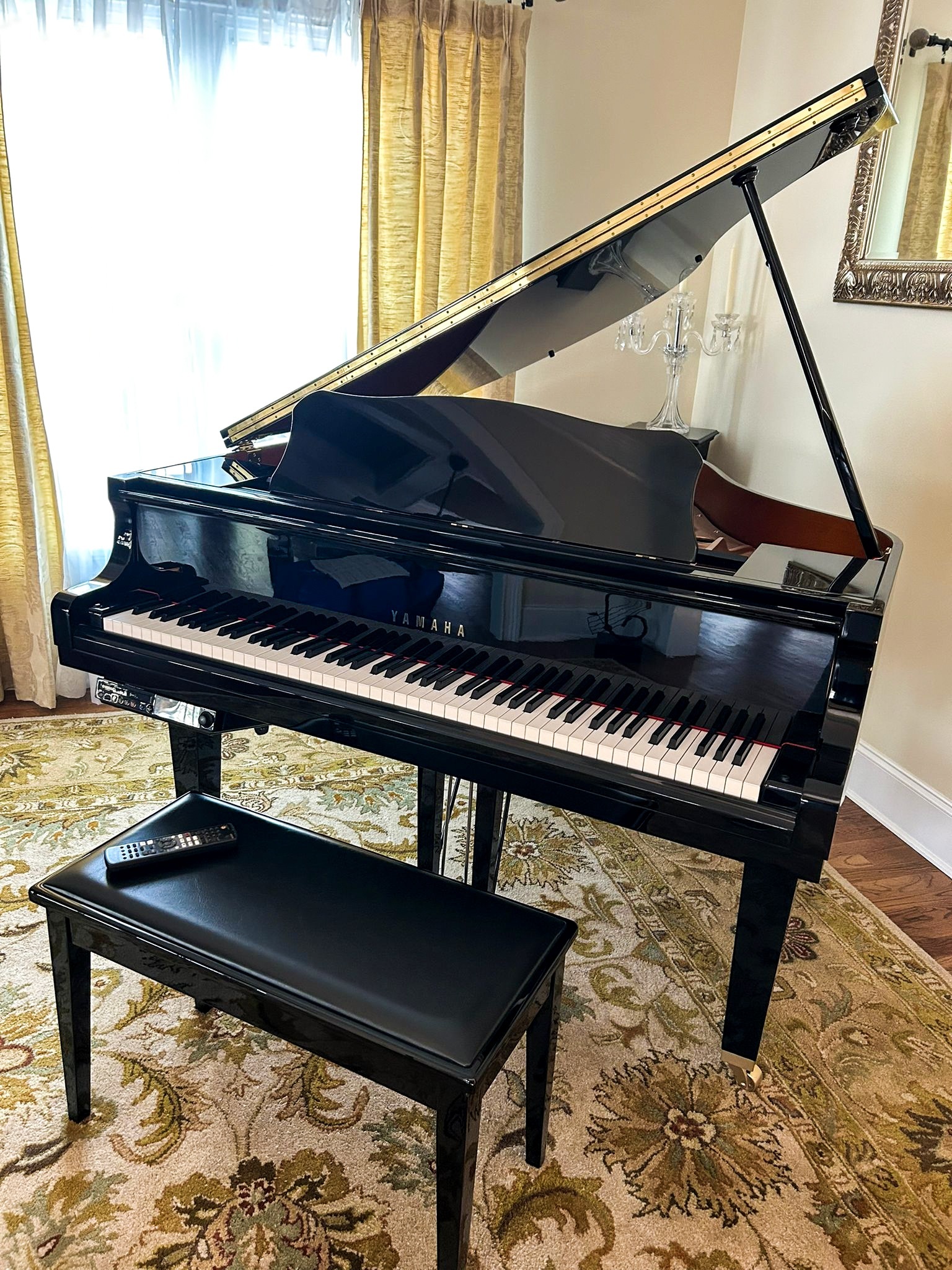 Yamaha GP1 5'3 Grand Piano – Bluetooth Self-Player Disklavie