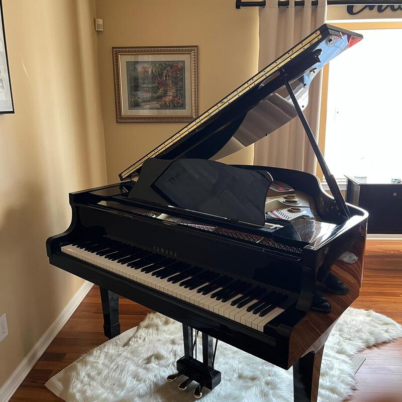 Yamaha Grand Piano with New Bluetooth - WiFi Self-Play Syste