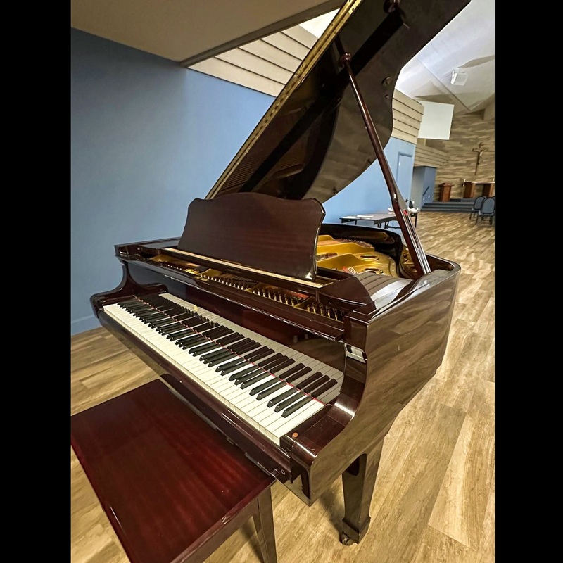 Young Chang 5' Grand Piano – Glossy Cherry Finish