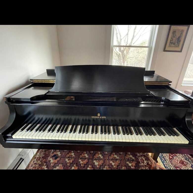 Steinway & Sons Model S Grand Piano 5'1" Ebony
